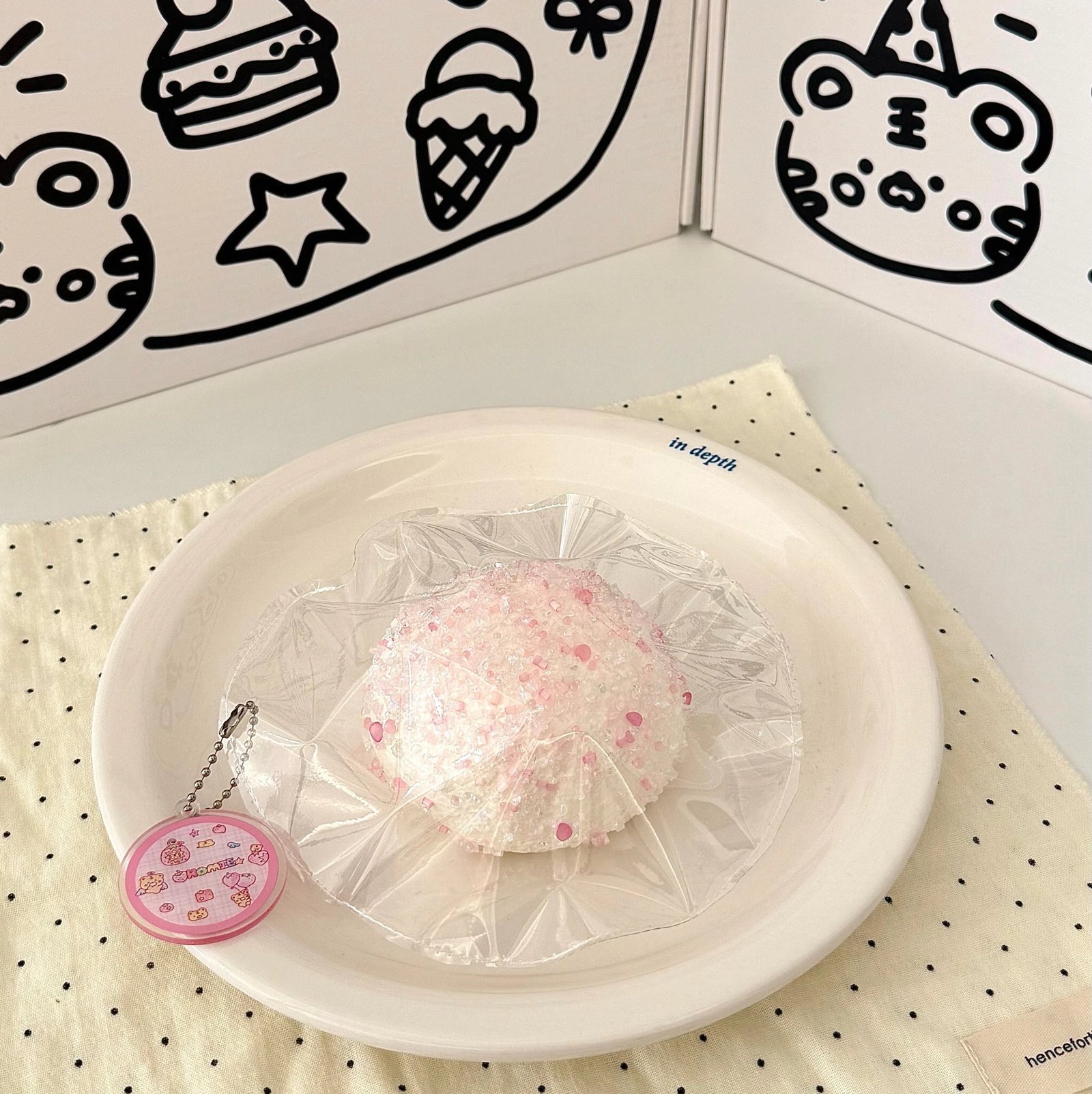 170065 Homie Studio Pink Crystal-Coated Daifuku (Soft Cheese Clay Texture Series) / 厚米捏捏事务所 粉色裹钻大福(软干酪触感系列)