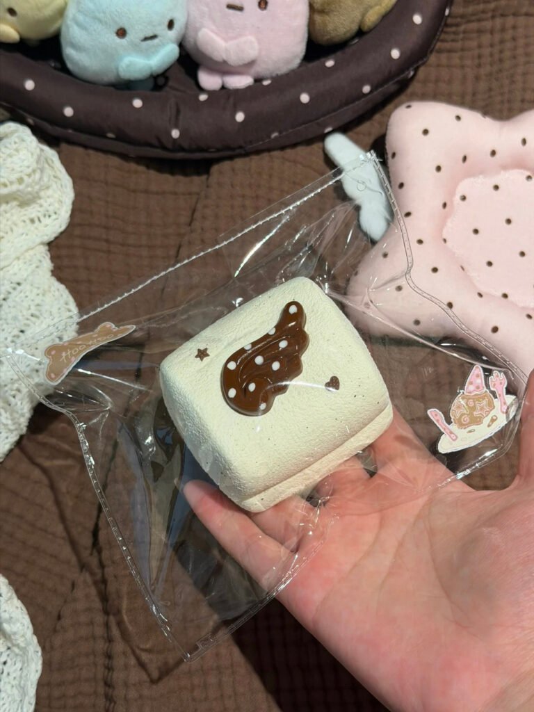 66015 HooHoo Squishy Double-Layer Marshmallow (Fast Rebound Texture Series) / HooHoo捏 双层棉花糖（快回弹触感系列）