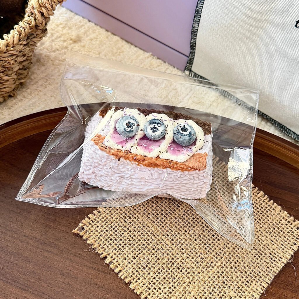108099 Iced Americano Blueberry Short Rice Ball (Glutinous Cream Texture Series) / 炫一杯冰美式 蓝莓短饭团（糯奶油触感系列）