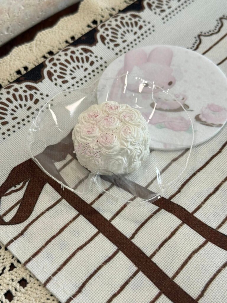 17011 ILCC Rose Cream Flower Charm (Baked Cream Clay Texture Series) / ilcc 玫瑰奶油花小挂件(烤箱版偏泥奶油泥触感系列)