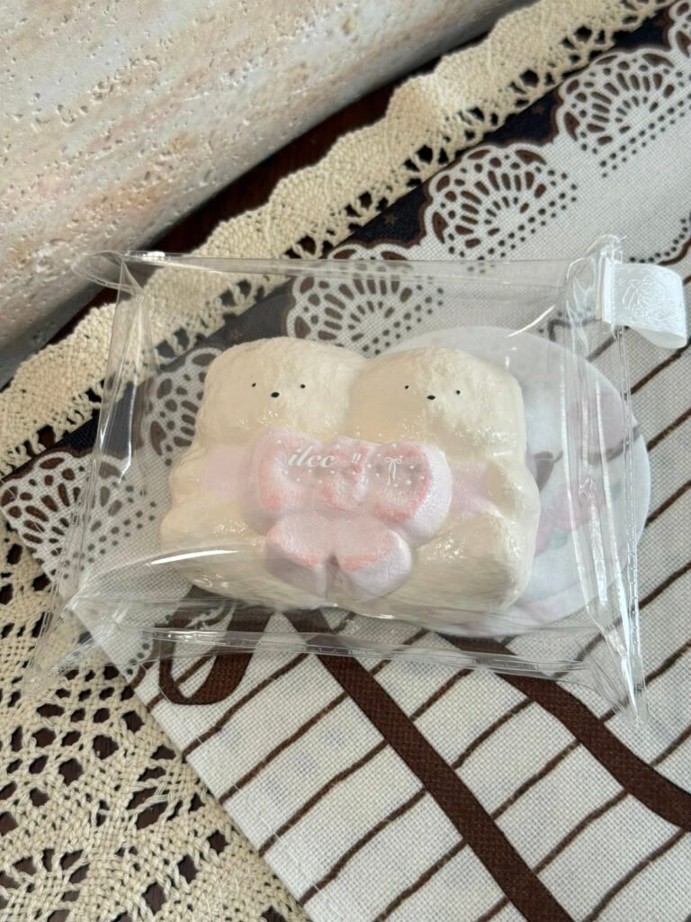17016 ILCC Hugging Bear (Baked Cream Clay Texture Series) / ilcc 抱抱小熊(烤箱版偏泥奶油泥触感系列)