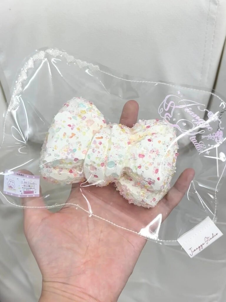 156000 Jiangge Nienie Shop Rhinestone Bow / 江舸捏捏Shop 碎钻蝴蝶结