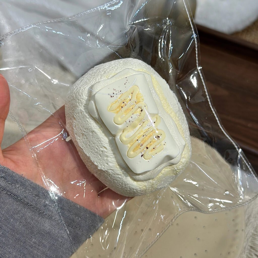 105022 JunBao Mayonnaise Marshmallow Toast Block (Milk Cake Clay 2.0 Texture Series) / JunBao 美乃滋棉花糖吐司砖(奶糕泥2.0触感系列)