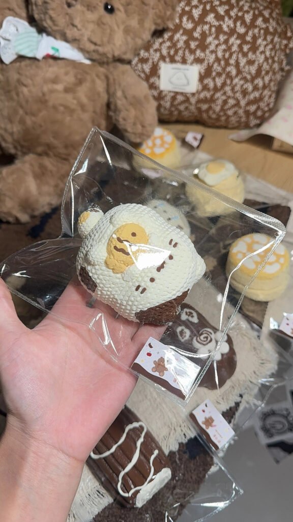 286011 Keonie Knitted Kitten (Glutinous Cream Texture Series) / 可O捏 ニットのこねこ (もちクリーム触感シリーズ)