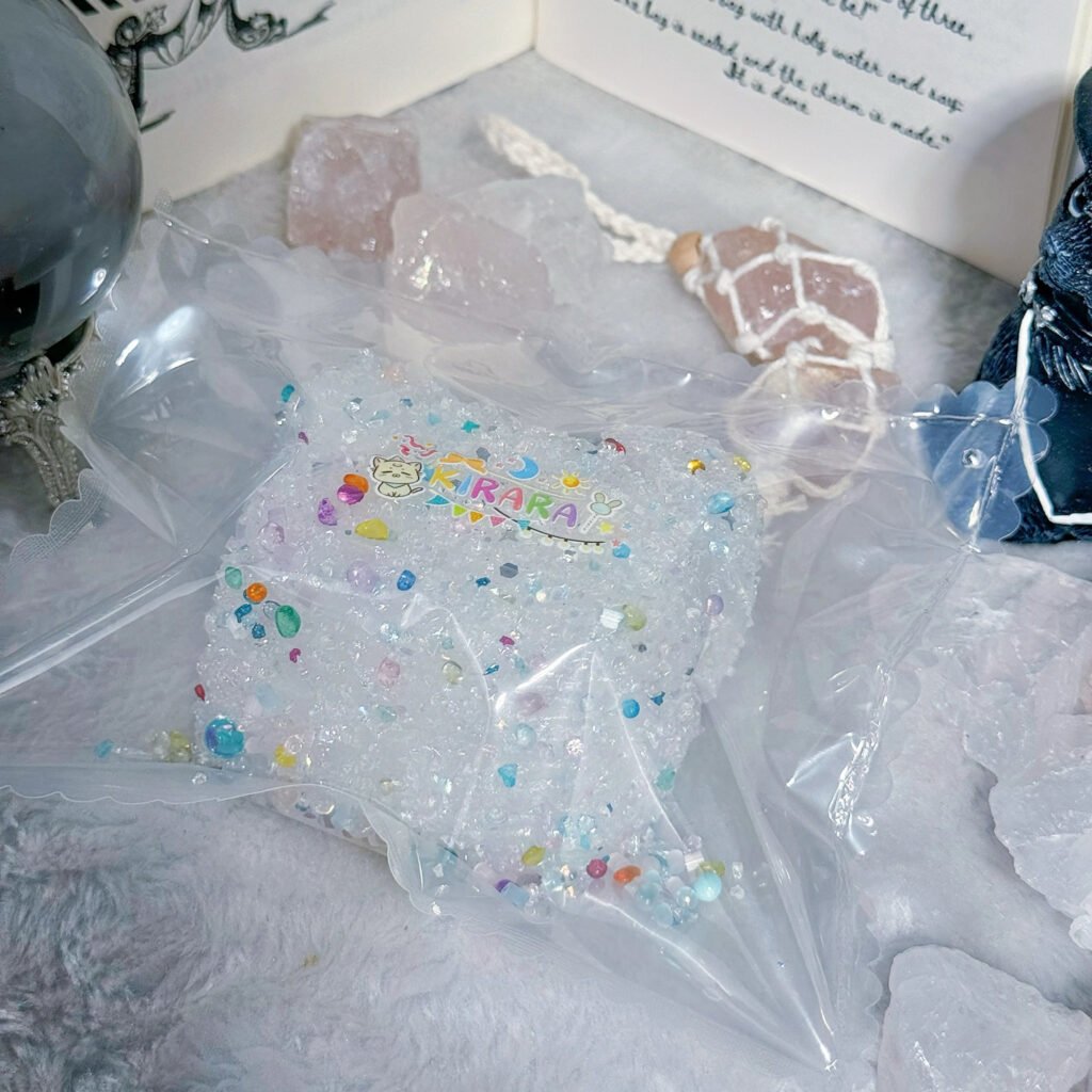 376012 KIRARA Colorful Crystal Bear Cookie (Frost Cream Clay Texture Series) / 克拉拉&KIRARA 彩钻小熊曲奇饼（霜触感系列）
