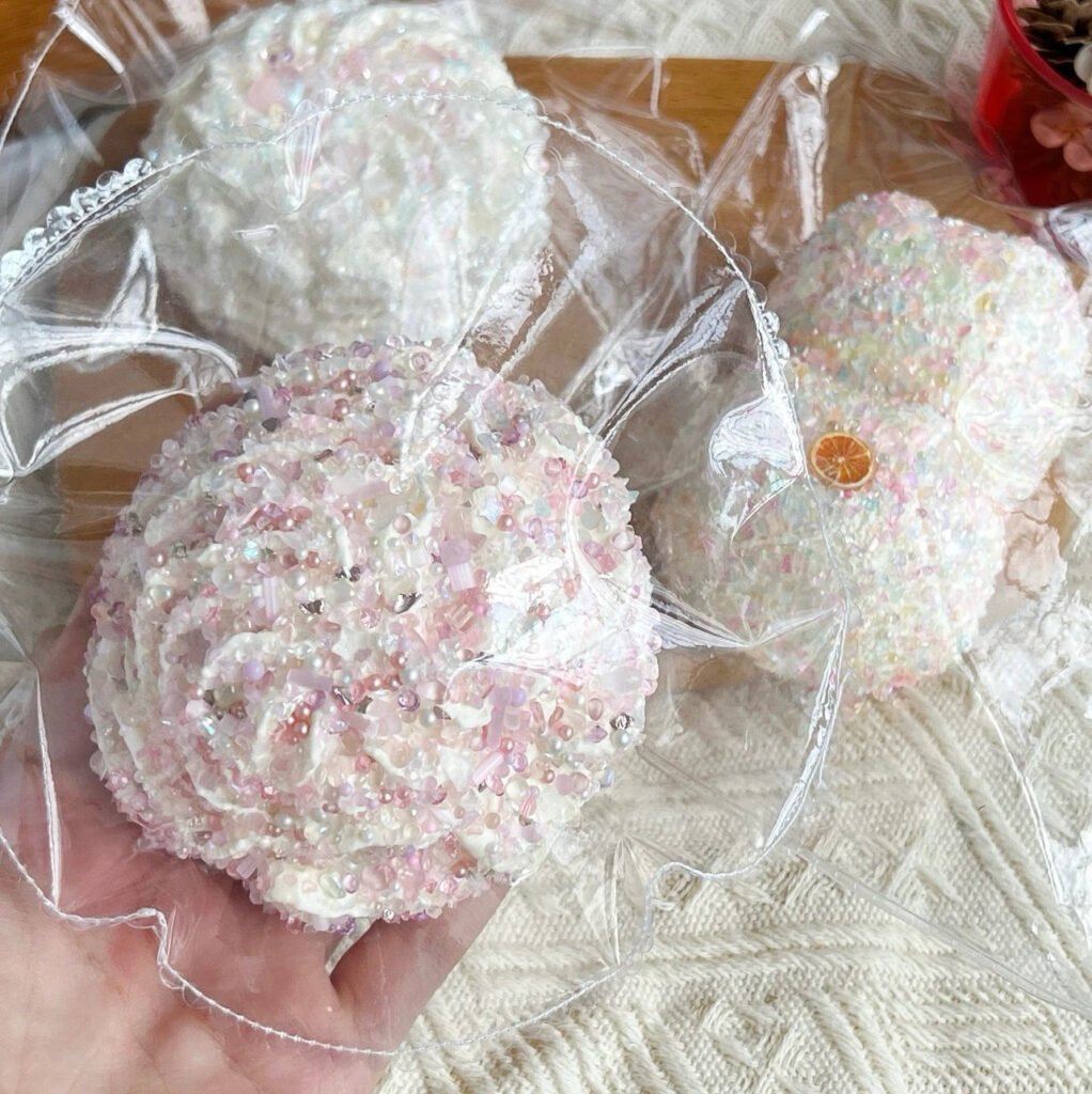89092 Kaka Jiang Squishy Purple Cream Roll (Soft Cream Paste Texture Series) / 咔咔酱捏捏 紫韵奶油卷（软乳膏触感系列）