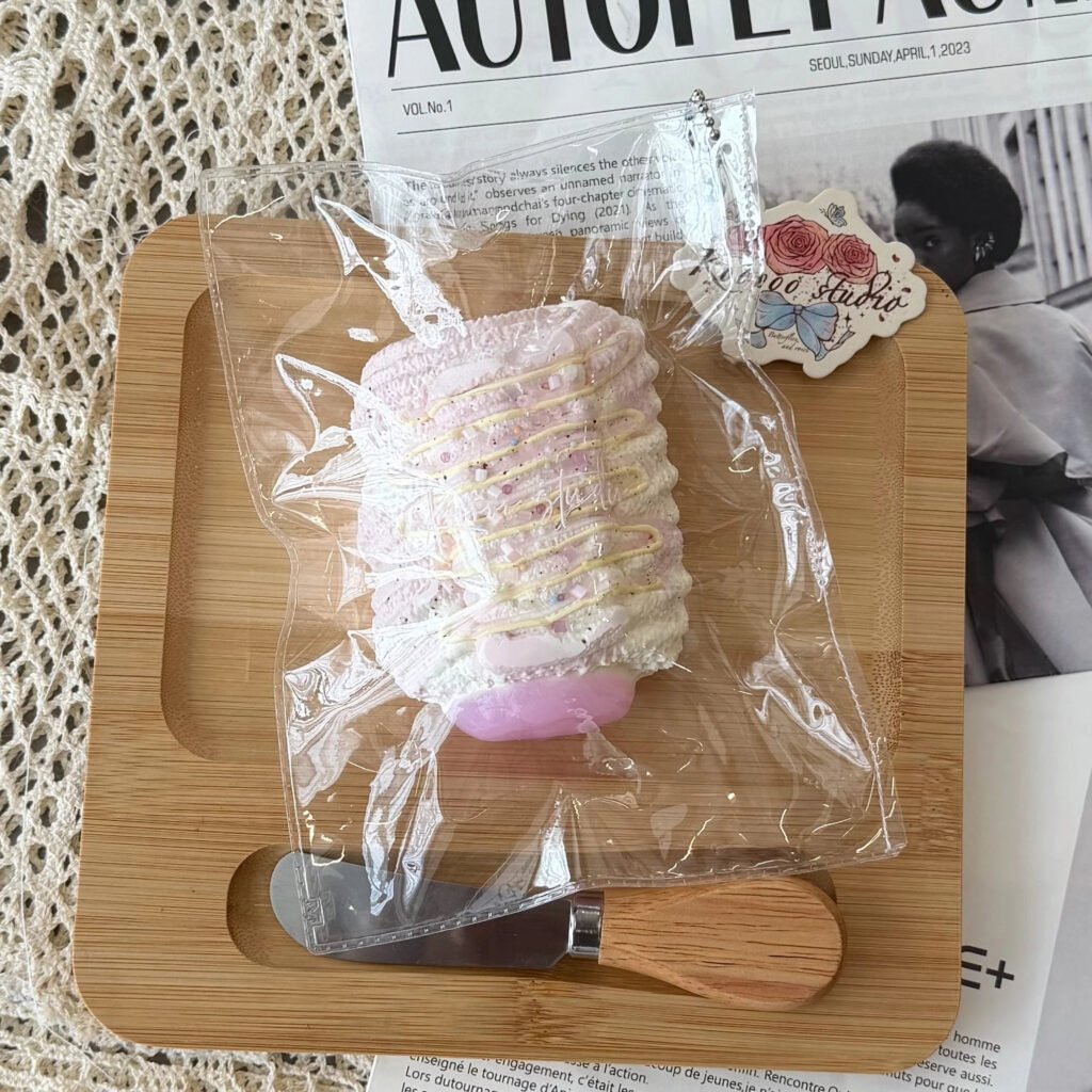 431000 Kooooo Studio Molten Roll (Dense Clay Texture Series) / kooooo studio 流心卷（绵密泥触感系列）