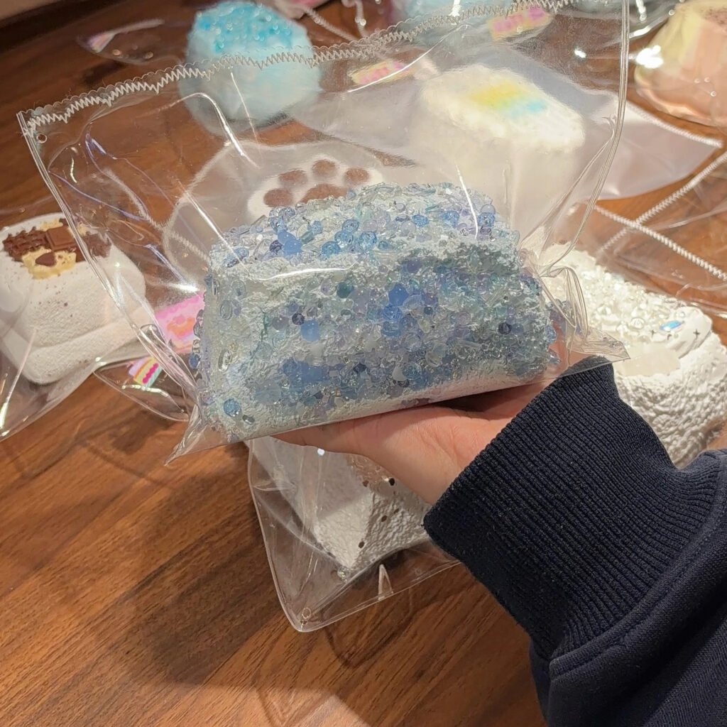 59007 Koyama Nana Three-Layer Thick Toast - Blue (Thick Cream Texture Series) / 小山菜奈 三层厚吐司·蓝色(厚奶油触感系列)
