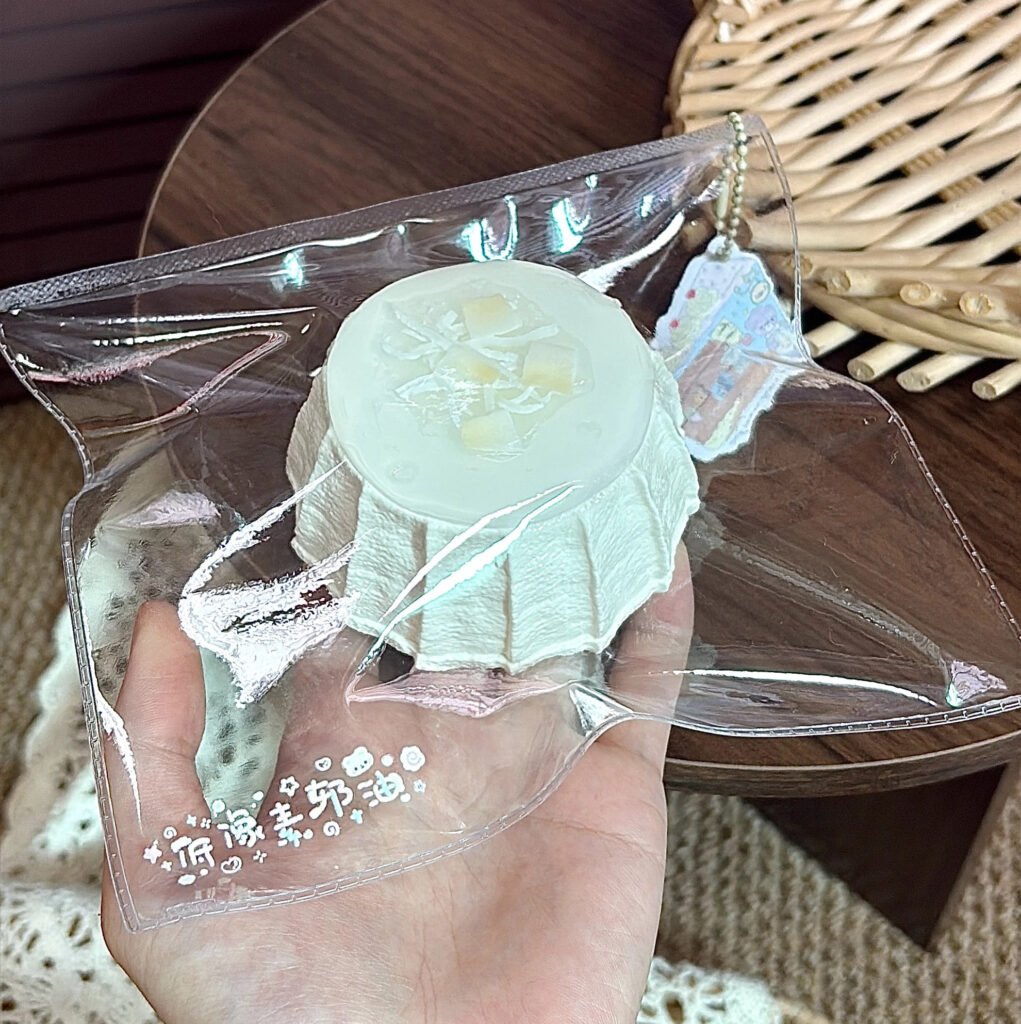 385004 Low Pixel Cream Coconut Large Pudding (Glutinous Cream Paste Clay Texture Series) / 低像素奶油 椰椰大布丁(糯奶膏泥触感系列)