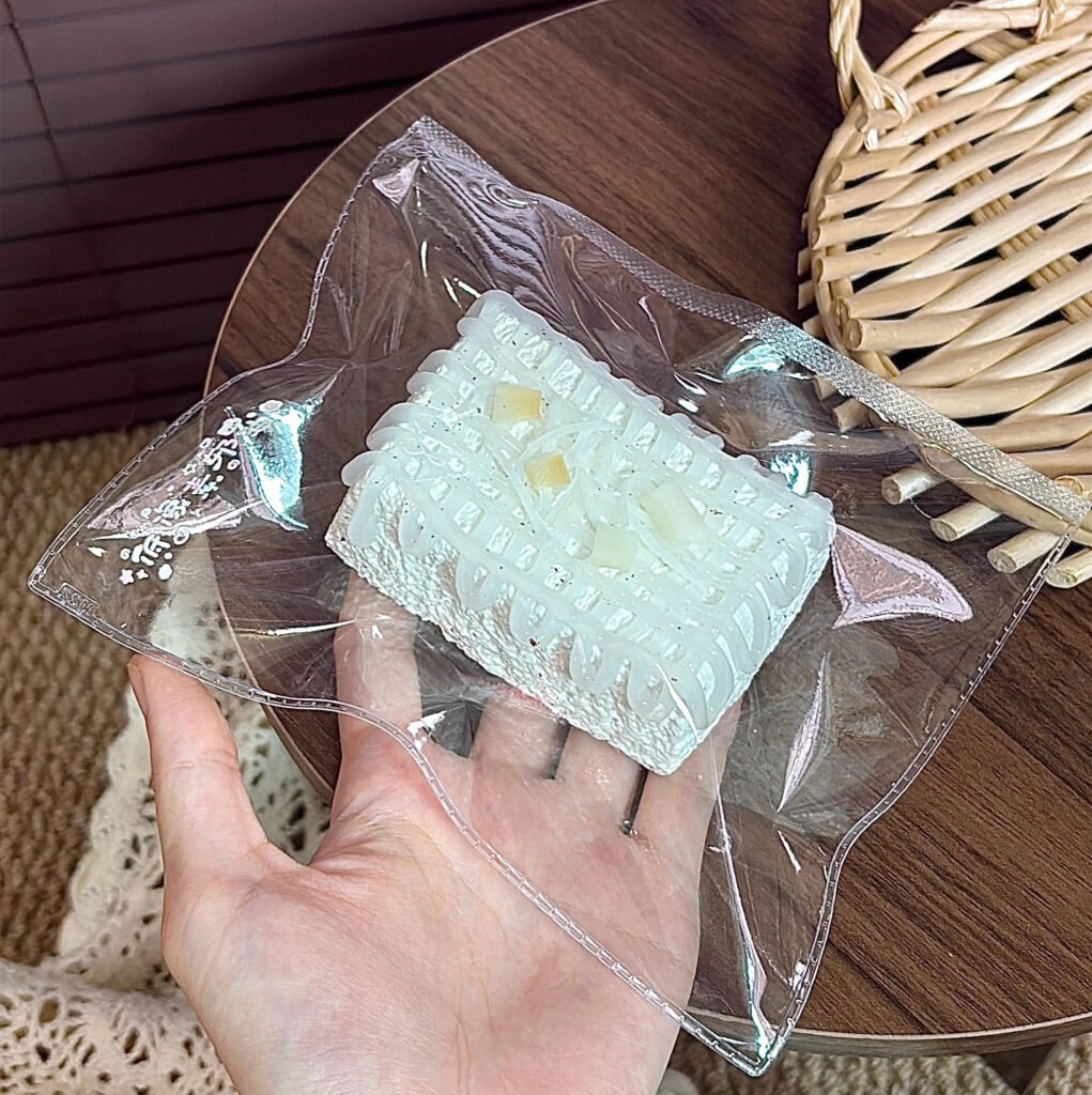 385008 Low Pixel Cream Coconut Short Toast (Glutinous Cream Paste Clay Texture Series) / 低像素奶油 椰椰短吐司（糯奶膏泥触感系列）