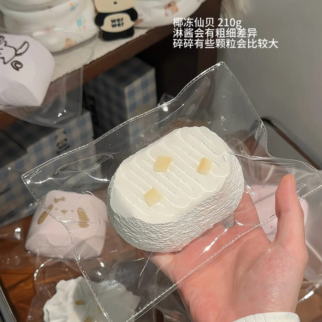 340000 Lutra Coconut Jelly Senbei / Lutra ココナッツゼリー仙べい