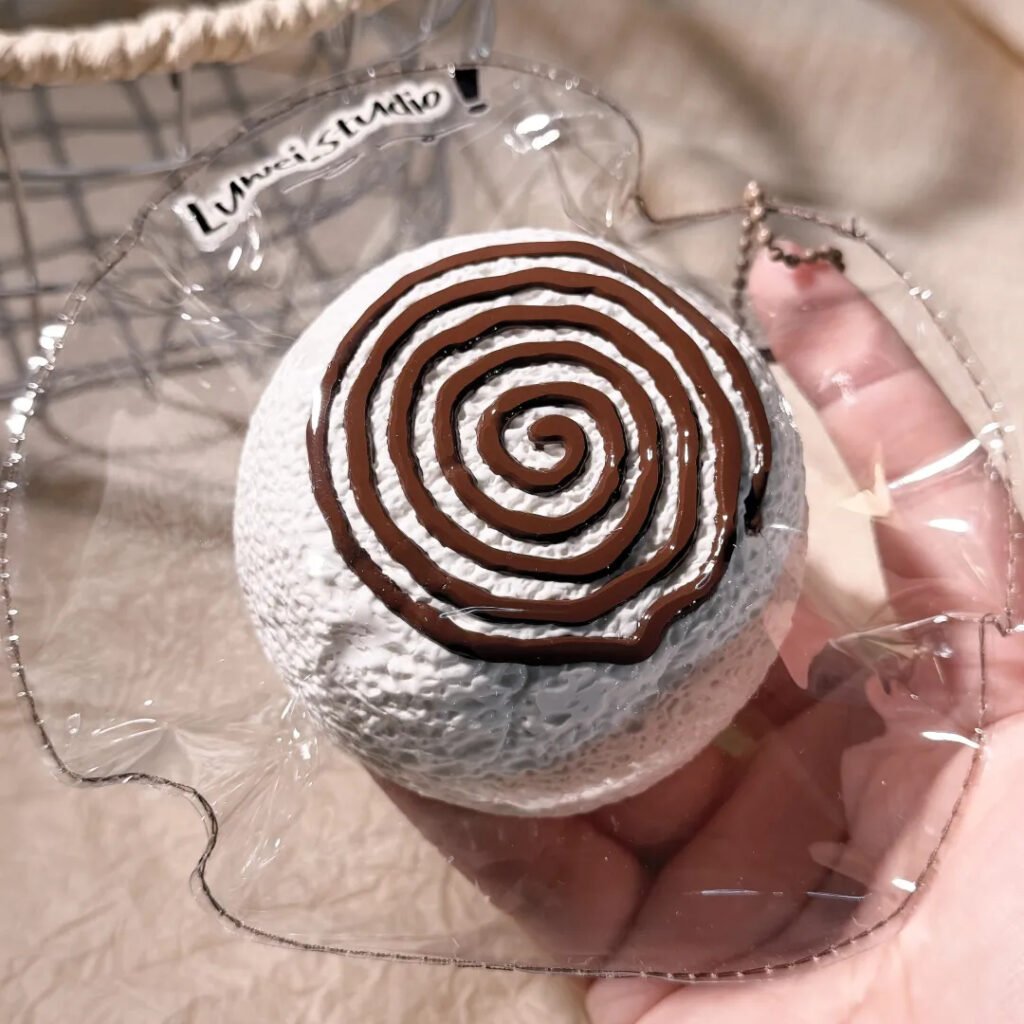 399007 Luwei Nienie Chocolate Swirl Round Puff (Dry Cream Texture Series) / 芦苇捏捏的店 旋巧圆芙（干奶油触感系列）