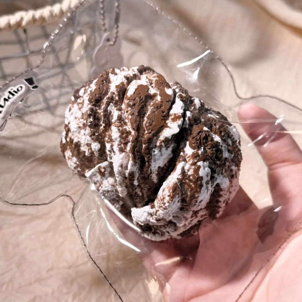 399008 Luwei Nienie Frosted Chocolate Cream Roll (Dry Cream Texture Series) / 芦苇捏捏的店 霜巧奶卷（干奶油触感系列）
