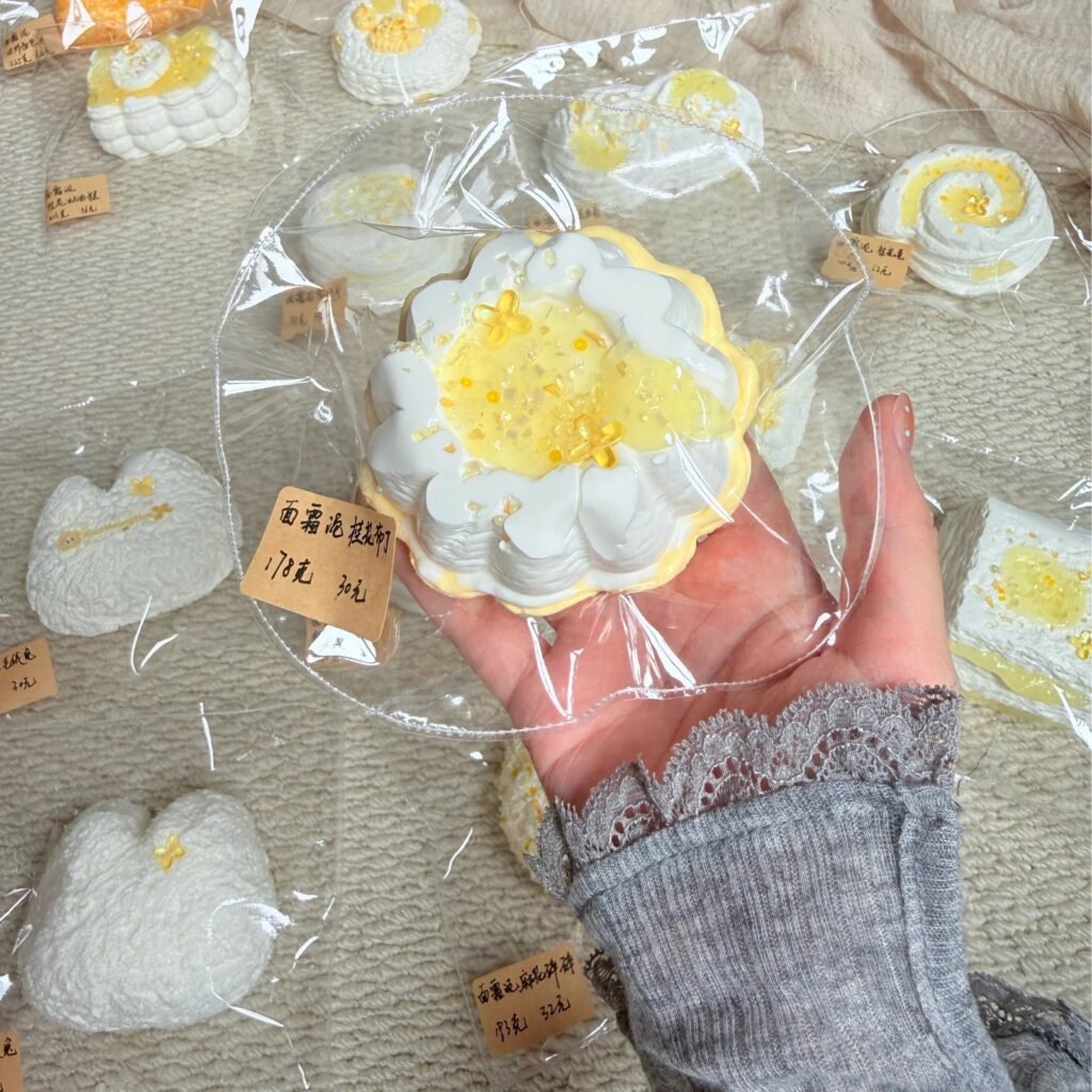 273012 Little Yellow Flower Story Osmanthus Pudding (Face Cream Clay Texture Series) / 故事里的小黄花 桂花布丁(面霜泥触感系列)
