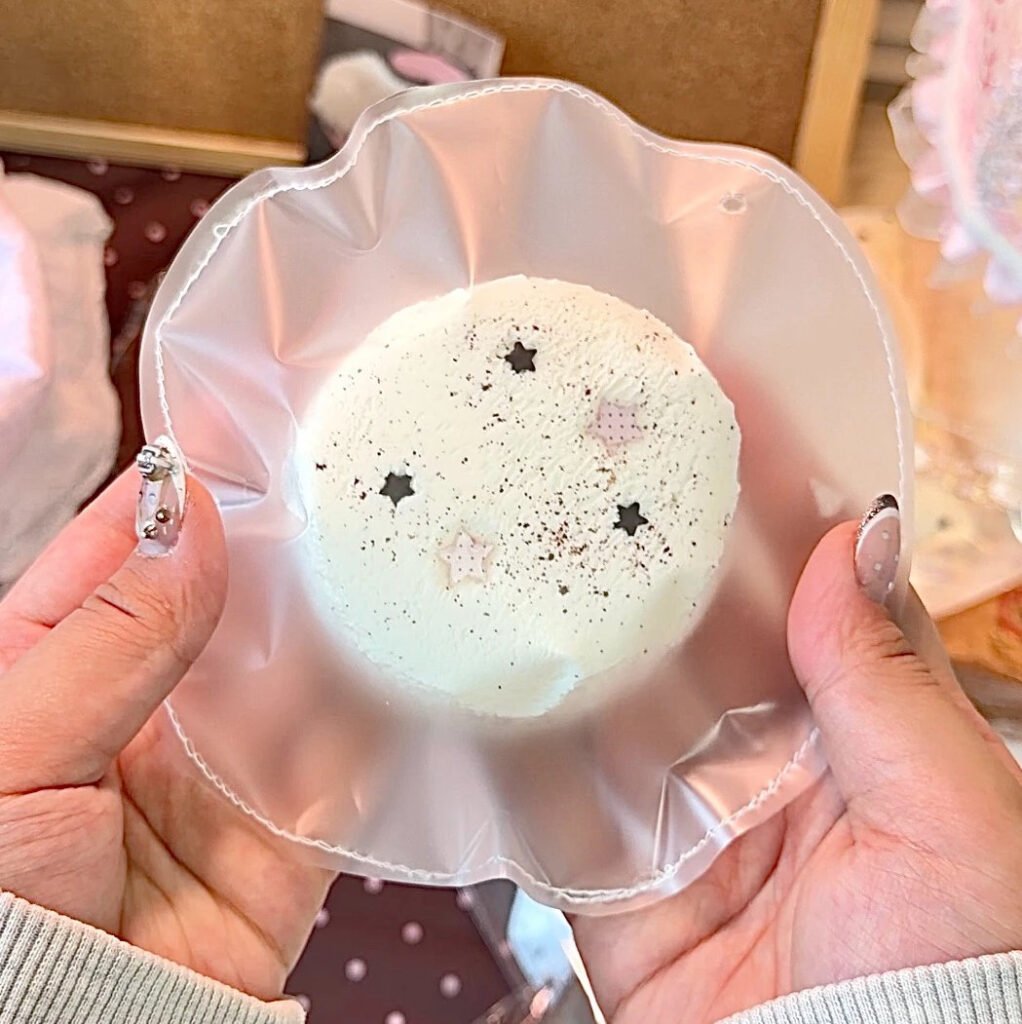 150016 LyingLamb Star Plain Round Toast (Fluffy Cream Texture Series) / 躺躺小羊 星星白胚圆吐司(绵奶油触感系列)