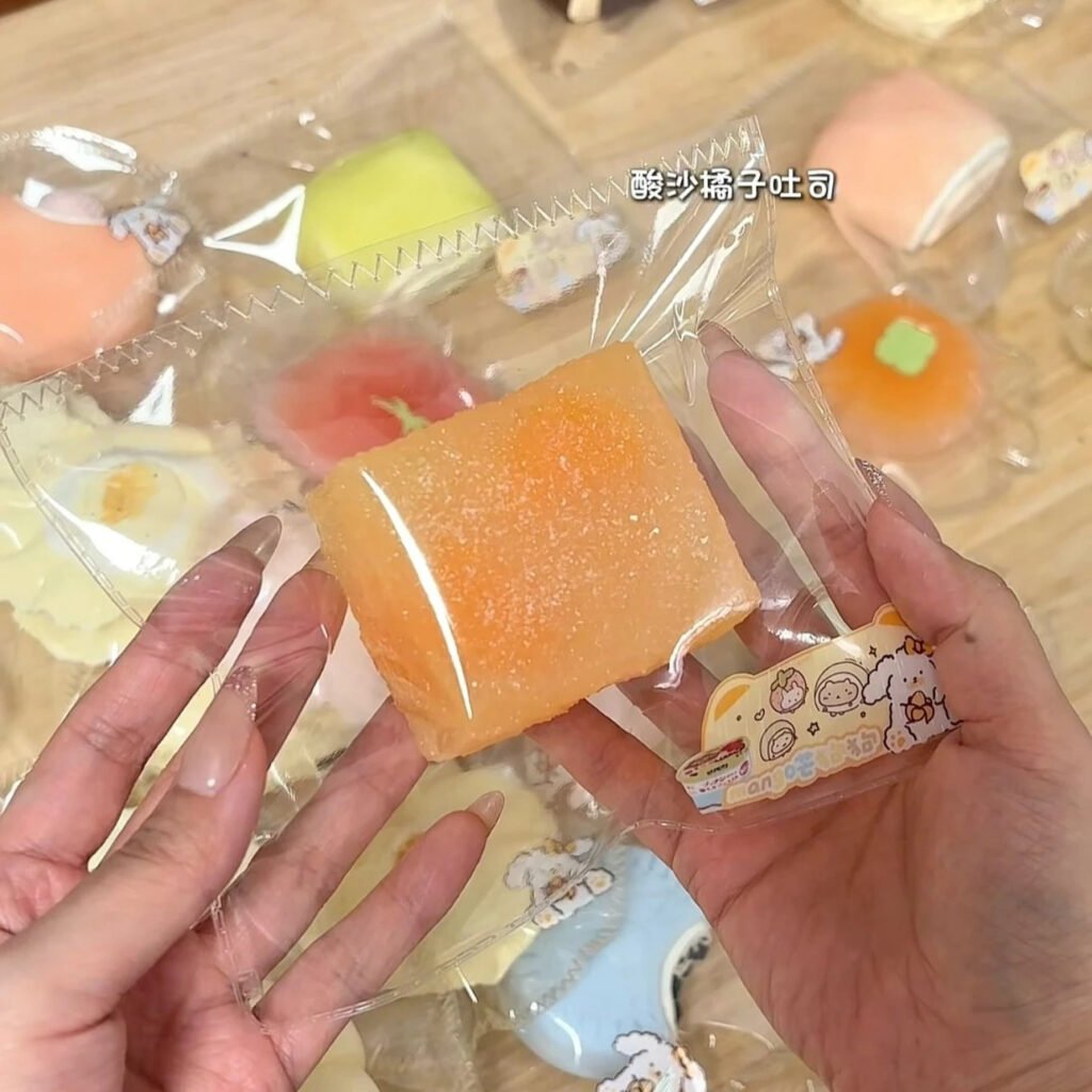 47055 Mango Sour Sand Orange Toast (Dry Resistance Clay Texture Series) / 芒狗狗 酸沙橘子吐司（干阻泥触感系列）