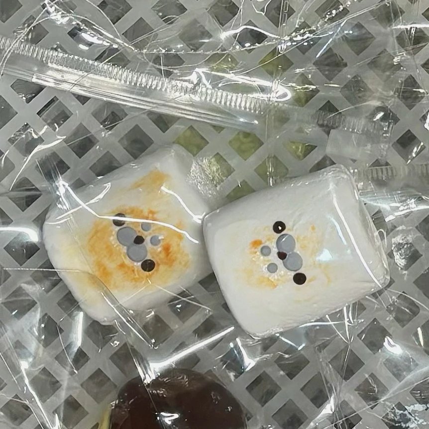 410012 Mantou Squishy Seal Marshmallow - Cosmetic Defect (Soft Texture Series) / 馒头捏 海豹棉花糖（外观瑕疵）（软触感系列）