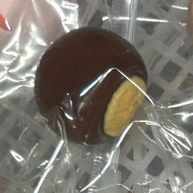 410017 Mantou Squishy Tiramisu Mochi - Cosmetic Defect (Dry Cheese Clay Texture Series) / 馒头捏 提拉米苏麻薯（外观瑕疵）（干酪泥触感系列）