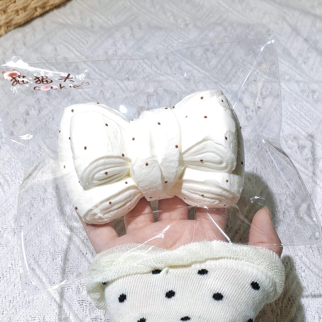 379016 Meow Cookie Polka Dot Bow (Cotton Milk Texture Series) / 猫猫头Cookie捏 波点蝴蝶结（绵乳泥触感系列）