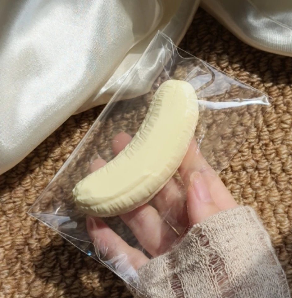 379019 Meow Cookie Banana Squishy (Sticky Cheese Texture Series) / 猫猫头Cookie捏 香蕉捏捏（黏酪泥触感系列）