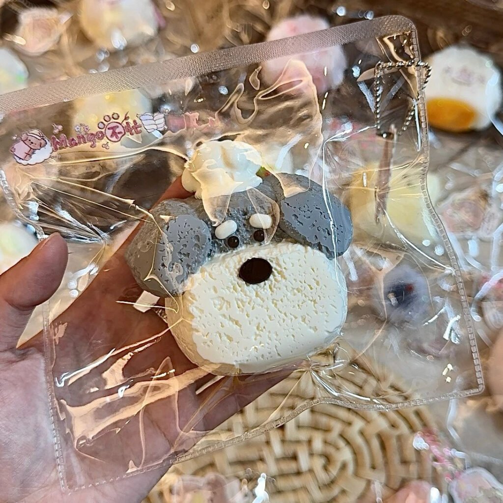 253014 Mango Bumang Schnauzer Puppy Toast (Cotton Cream Clay 2.0 Texture Series) / Mango不忙 雪纳瑞小狗吐司(绵奶油泥2.0触感系列)