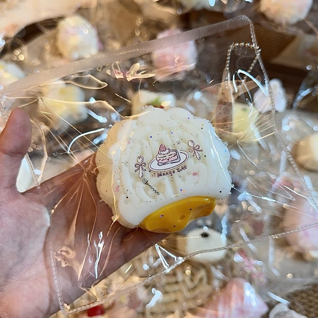 253025 Mango Bumang Custard Lava Mooncake (Cotton Cream Clay 2.0 Texture Series) / Mango不忙 奶黄流心月饼(绵奶油泥2.0触感系列)