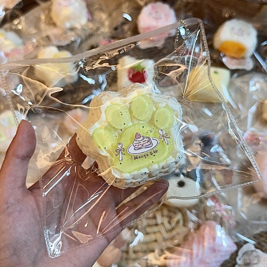 253037 Mango Bumang Green Grape Cat Paw (Cotton Cream Clay 2.0 Texture Series) / Mango不忙 青提猫爪（绵奶油泥2.0触感系列）