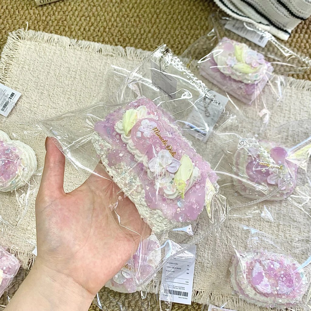 222009 Miracle Didi Grape Drizzle Long Cake (Milk Cake Clay Texture Series) / Miracle Didi ぶどうソースロングケーキ (ミルクケーキクレイ触感シリーズ)