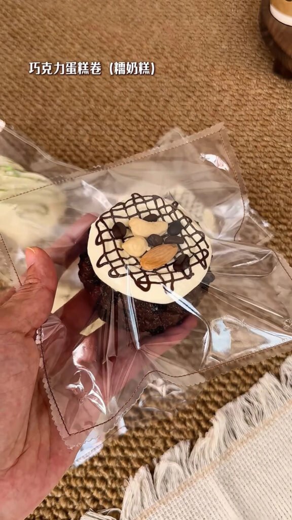 129020 MMTnienie Chocolate Cake Roll (Mochi Milk Cake Texture Series) / MMTnienie 巧克力蛋糕卷（糯奶糕触感系列）