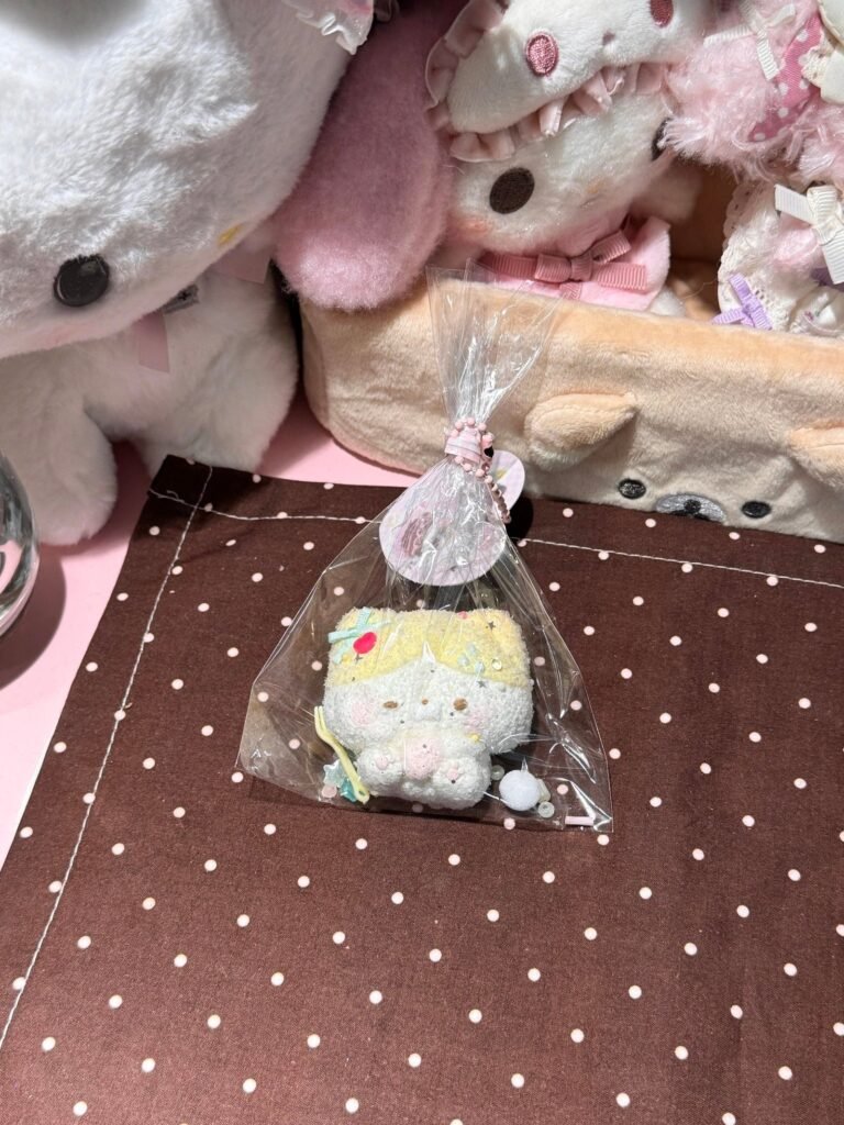 91027 Moli & Moli Toothy Kitten (Cream Paste Texture Series) / Moli&Moli捏捏 牙牙小猫（乳膏泥触感系列）