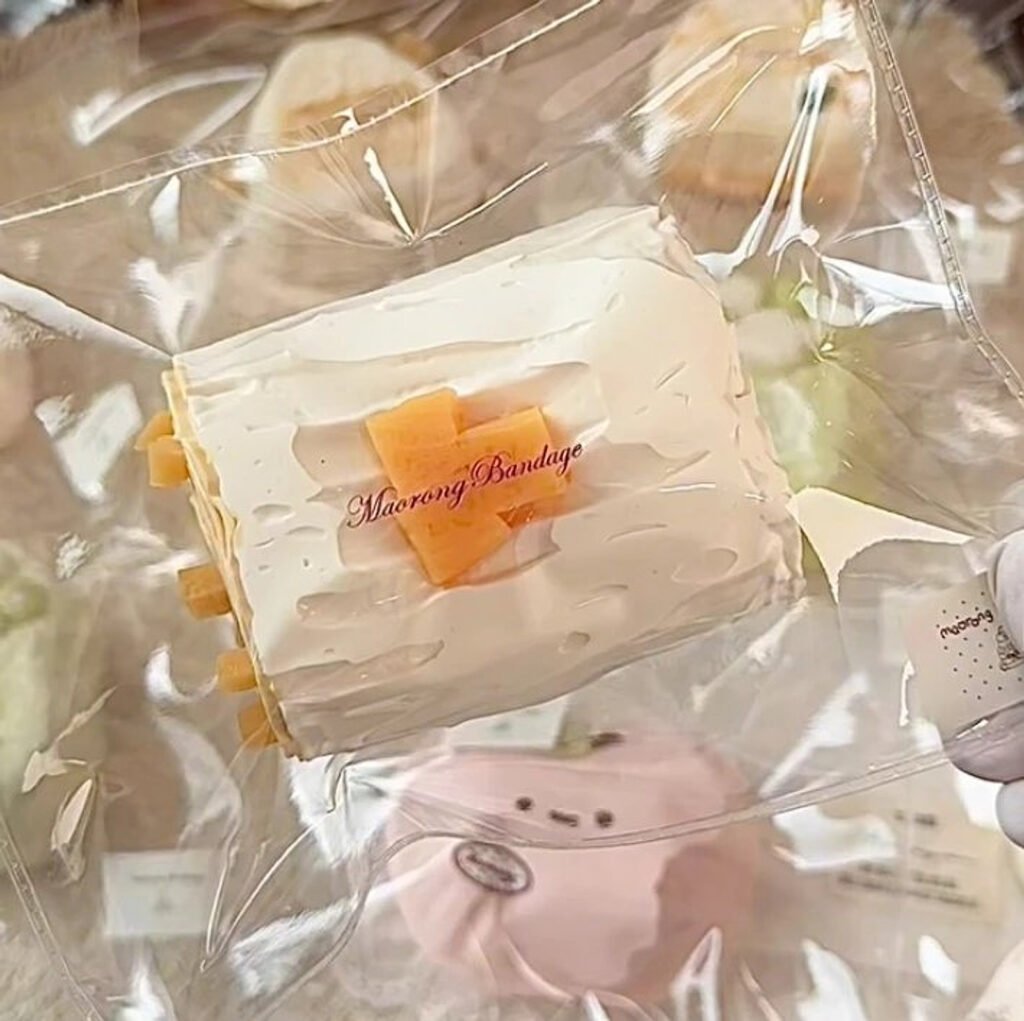 302015 MRCK Mango Towel Roll (Glutinous Cream Texture Series) / 毛绒创可捏 芒果毛巾卷(糯奶油触感系列)
