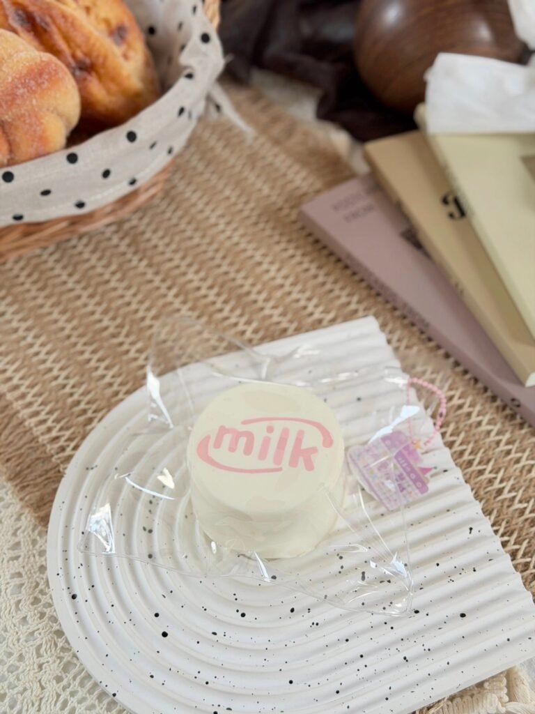 128119 Mumu Nienie Strawberry Milk Tablet (Mochi Clay Texture Series) / 木木捏捏 草莓奶片（麻薯泥触感系列）