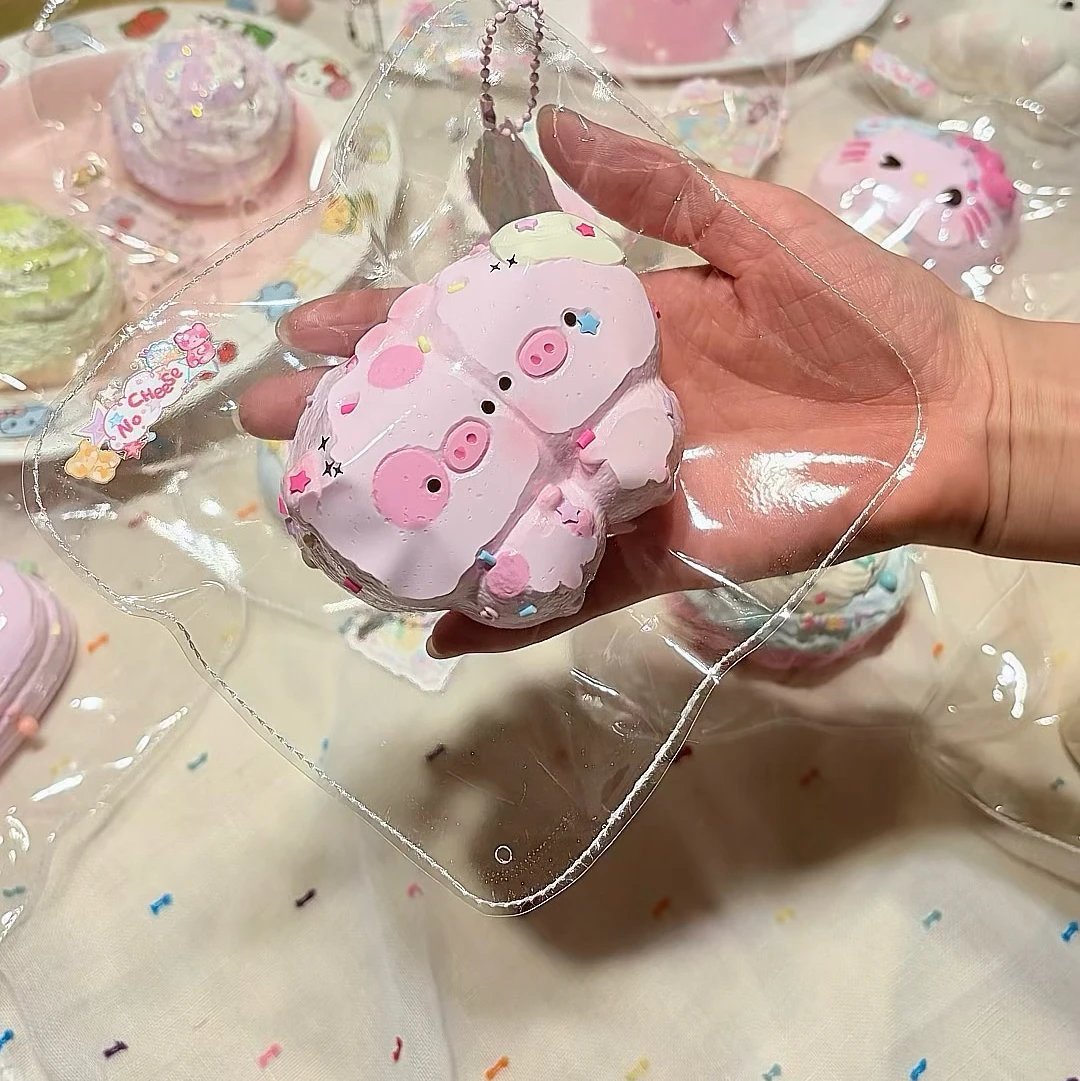 90037 No Cheese Monster Strawberry Pig Patch (Soft Cheese Clay Texture Series) / 不吃芝士怪 いちごブタパッチ(ソフトチーズクレイ触感シリーズ)