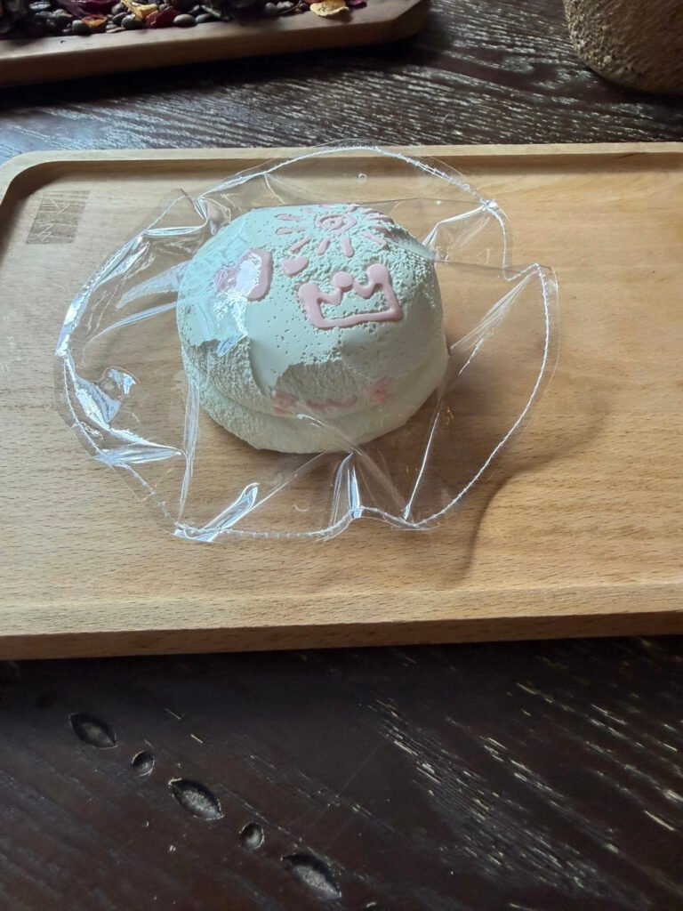 160038 Nohara Nienie Mint Milk Green Hand-Painted Mini Round (Baked Cheese Clay Texture Series) / 野原捏一捏 薄荷奶绿手绘小圆（烤奶酪烤箱版触感系列）