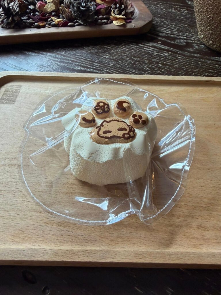 160040 Nohara Nienie Cat Paw (Baked Cheese Clay Texture Series) / 野原捏一捏 猫爪(烤奶酪烤箱版触感系列)