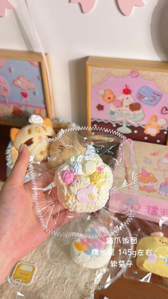 205000 Nuomi Shaomai Cat Paw Rice Ball / 糯米烧卖捏捏 猫爪饭团