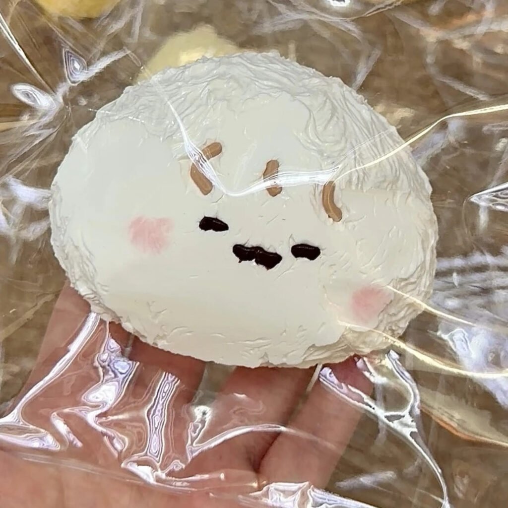 135075 Ohmo Nienie Fuzzy Steamed Bun (Heat Pad Cream Cheese Clay Texture Series) / ohmo捏捏 ふわふわ肉まん (加熱パッドクリームチーズクレイ触感シリーズ)