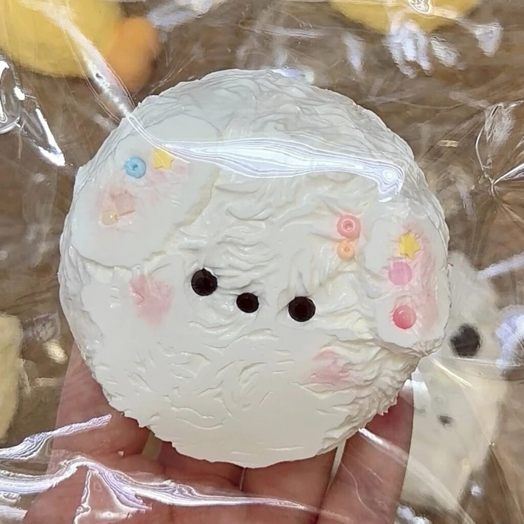 135076 Ohmo Nienie Fuzzy Round Cookie Puppy (Heat Pad Cream Cheese Clay Texture Series) / ohmo捏捏 ふわふわ丸クッキーこいぬ (加熱パッドクリームチーズクレイ触感シリーズ)