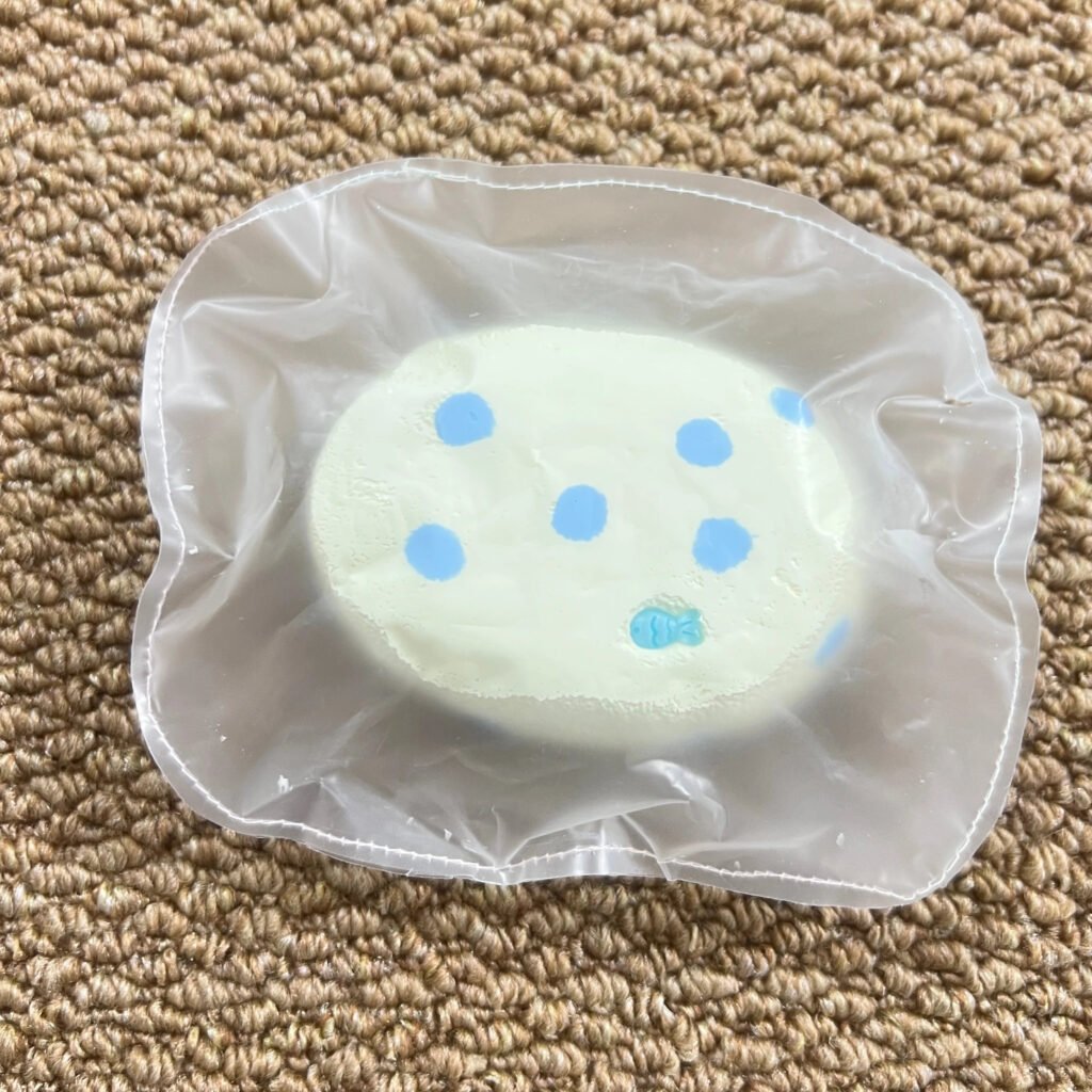 63035 PokuPoku Blue Polka Dot Little Fish Senbei (Cream Clay Texture Series) / PokuPoku 蓝色波点小鱼仙贝（奶油泥触感系列）