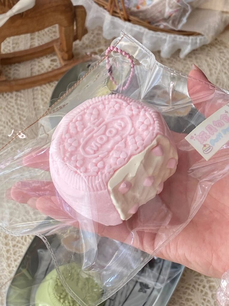 395000 Puffpretty Ice Cream Cream Cake (Ice Cream Clay Texture Series) / Puffpretty 冰淇淋奶油蛋糕（冰淇淋泥触感系列）