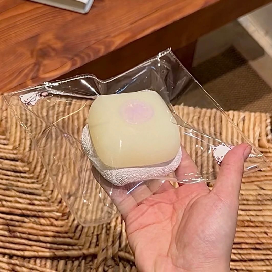 95055 Well Rested Again Squishy Taro Rice Cake (Dry Clay Oven Texture Series) / 又睡饱了捏捏 タロイモ米ケーキ (ドライクレイオーブン触感シリーズ)