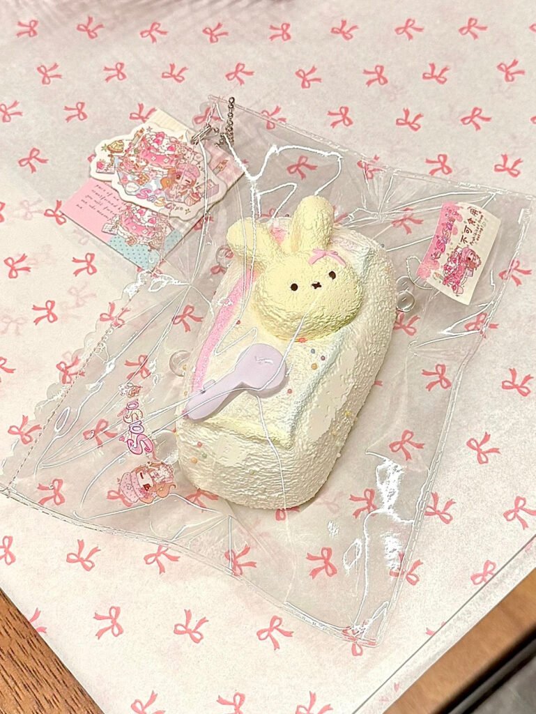 130028 Sasa Bunny Tofu (Milk Candy Clay Texture Series) / 萨sasa 小兔豆腐（奶糖泥触感系列）