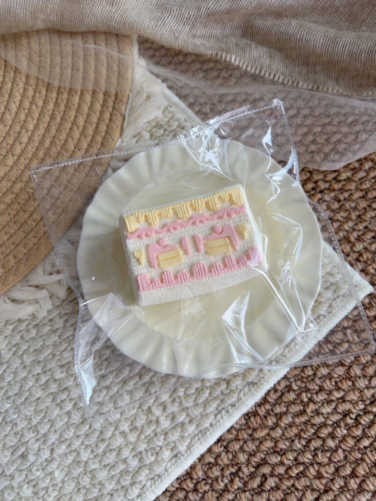 252017 Sen Lin Fair Isle Knitted Mini Cake (Light Milk Clay Texture Series) / Sen林 费尔岛针织小蛋糕（轻乳泥触感系列）
