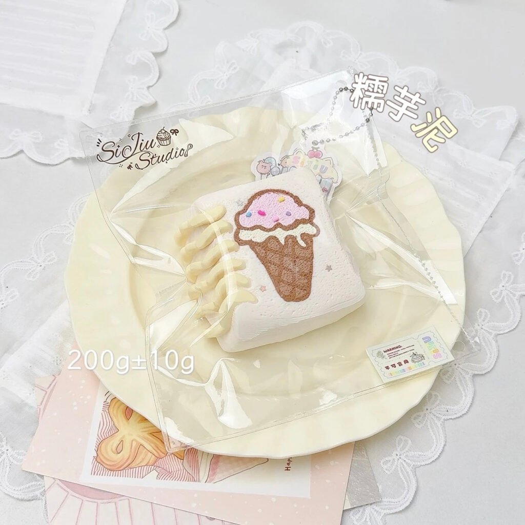 24037 SiJiu Ice Cream Spiral Notebook / SiJiu的捏捏 冰淇淋线圈本