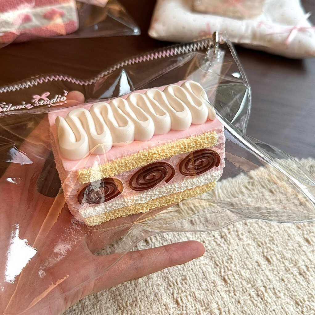 19009 Silence Studio Cream Ring Cake (Glutinous Rice Clay Texture Series) / Silence Studio 奶油条圈圈蛋糕(糯米泥触感系列)