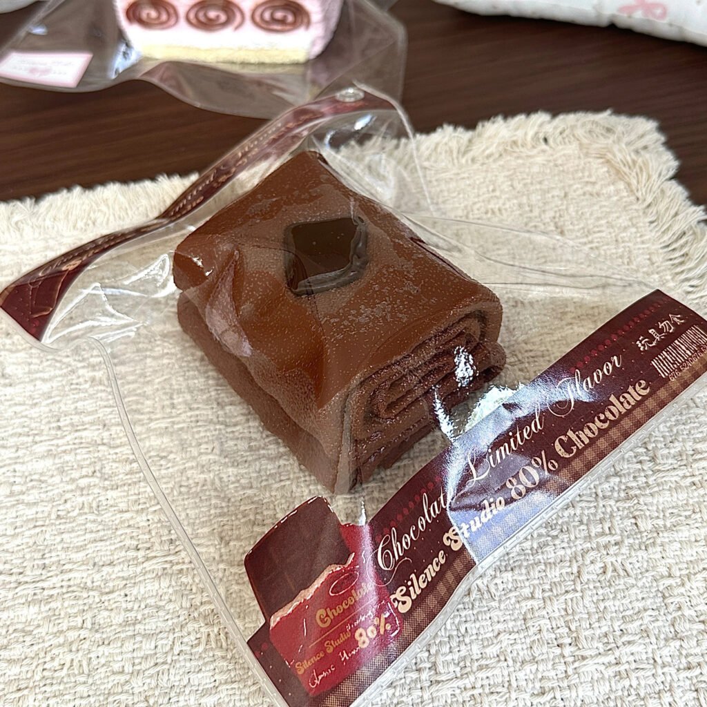 19014 Silence Studio Rich Chocolate Coffee Roll (Glutinous Rice Clay Texture Series) / Silence Studio 浓巧咖啡卷(糯米泥触感系列)