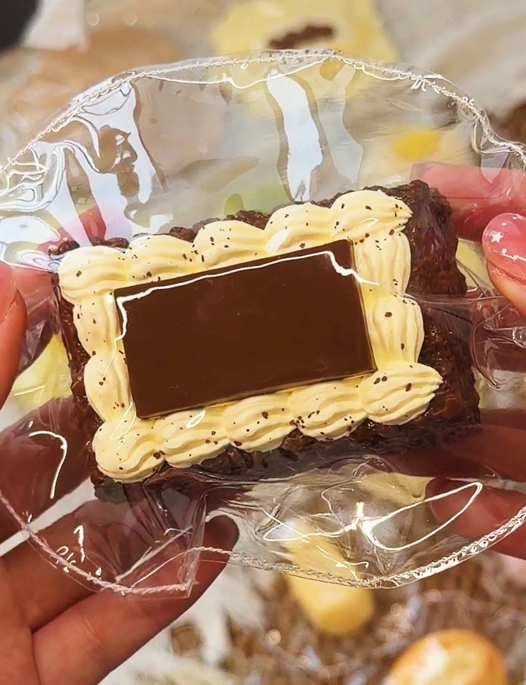 389000 Shan Laoda Nienie Chocolate Cream Square Pudding (Light Cream Texture Series) / 闪老大捏捏 巧克力奶油方布丁(轻奶油触感系列)
