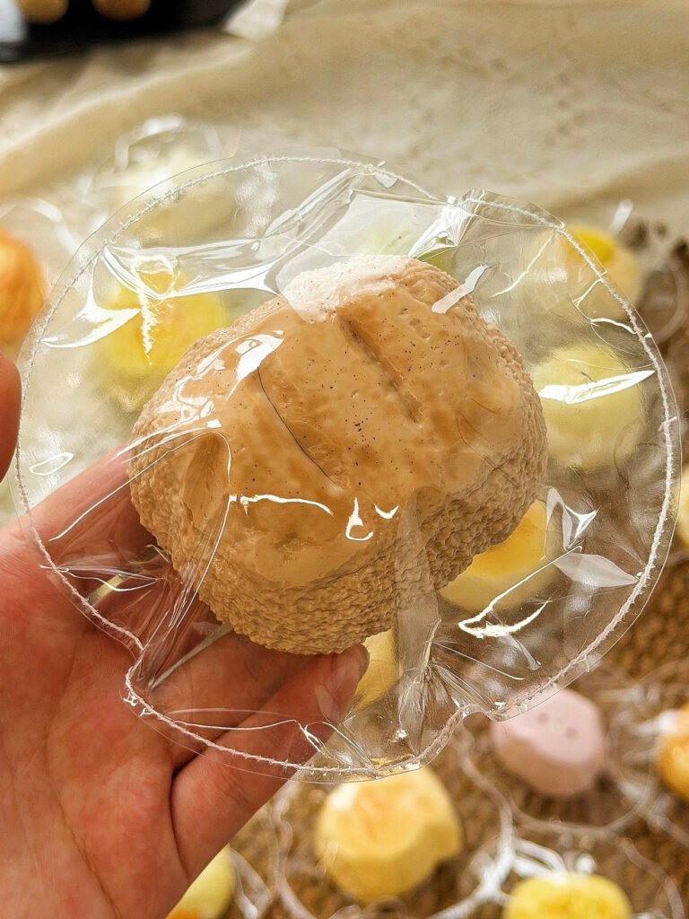 389003 Shan Laoda Nienie Chocolate Pull-Apart Bread (Whipped Cream Texture Series) / 闪老大捏捏 巧克力排包（绵奶油触感系列）