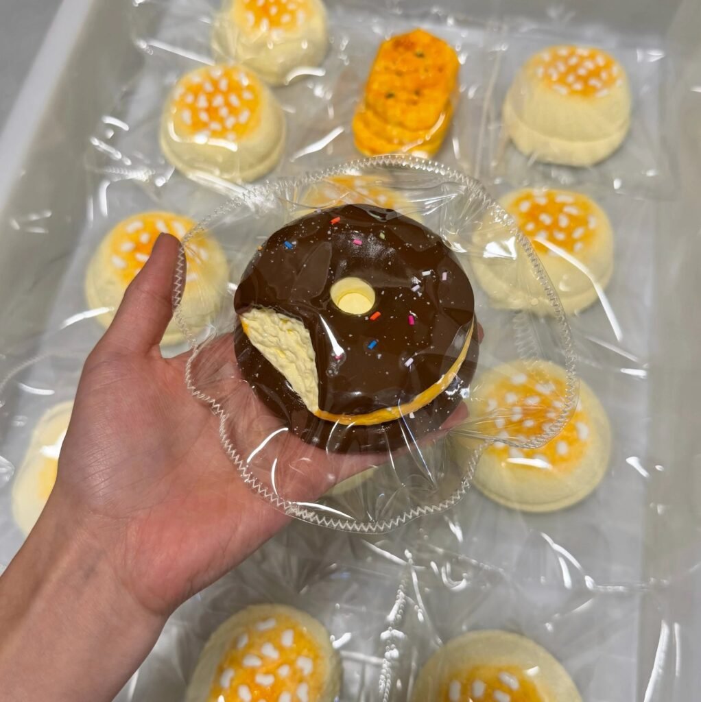 391004 Snow Cake Nienie Shop Donut (Exterior Defect) / 雪饼的捏捏铺 甜甜圈（外观瑕疵）