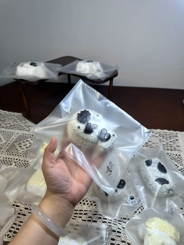 341001 Songzi Little Fish Pastry (Glutinous Cream Texture Series) / 松子 小魚パイ (もちクリーム触感シリーズ)
